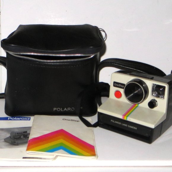Iconic Polariod One Step Instant Picture Taking Camera With Booklets And…